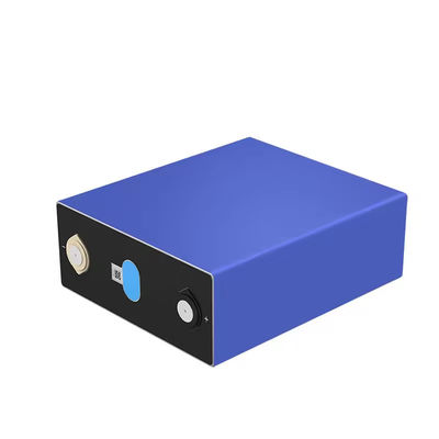 Bom preço. Célula de bateria de iões de lítio prismático leve 4.1kg 3.2 V 100ah Lifepo4 on-line